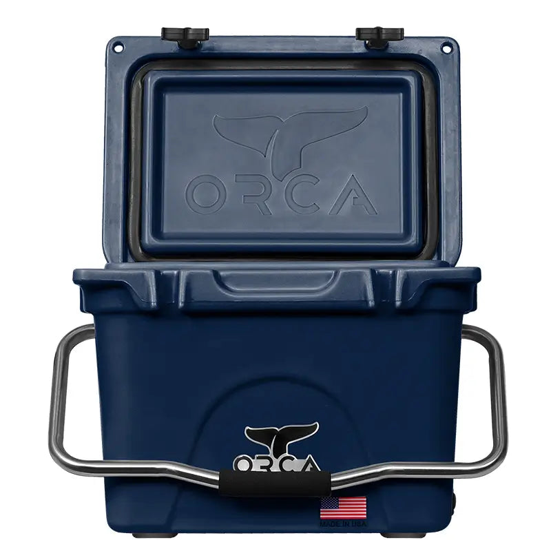 20 Quart Cooler, Navy, Open